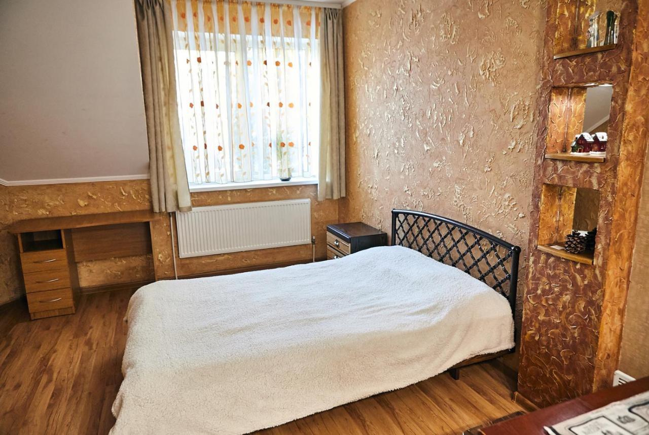 Center Сozy Apartment Vinița Exterior foto
